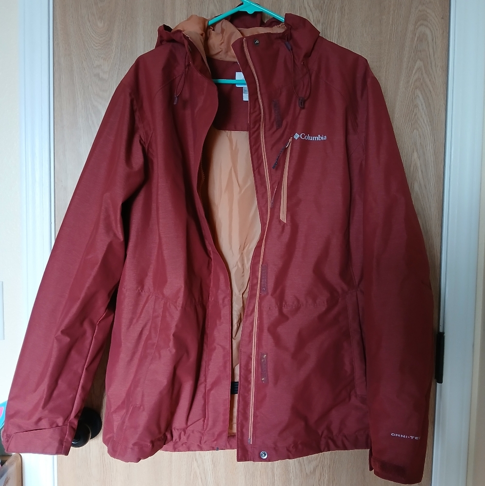 Columbia Women's Hiking Rain Coat